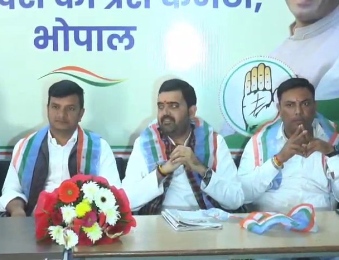 एनएसयूआई जिला कार्यकारिणी की महत्वपूर्ण बैठक संपन्न, नवनियुक्त एवं नवनिर्वाचित पदाधिकारियों का हुआ सम्मान