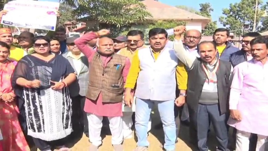 IAS संतोष वर्मा के बयान पर बवाल, ब्राह्मण समाज 14 दिसंबर को CM निवास घेराव करेगा